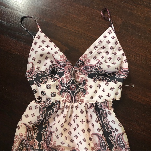 🌷HOST PICK 🌷Meghan Los Angeles SOLD - Picture 2 of 4